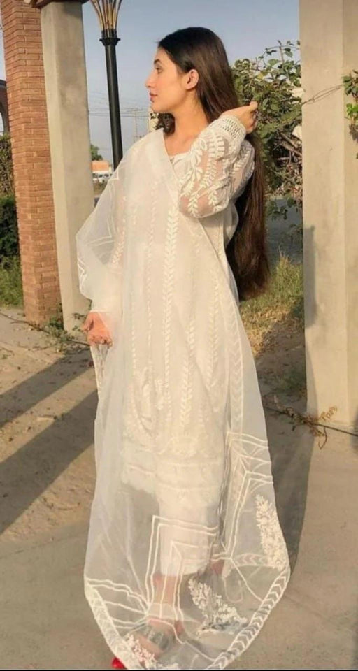 Pcs 3 Pcs Women's Stitched Organza Embroidered Suit